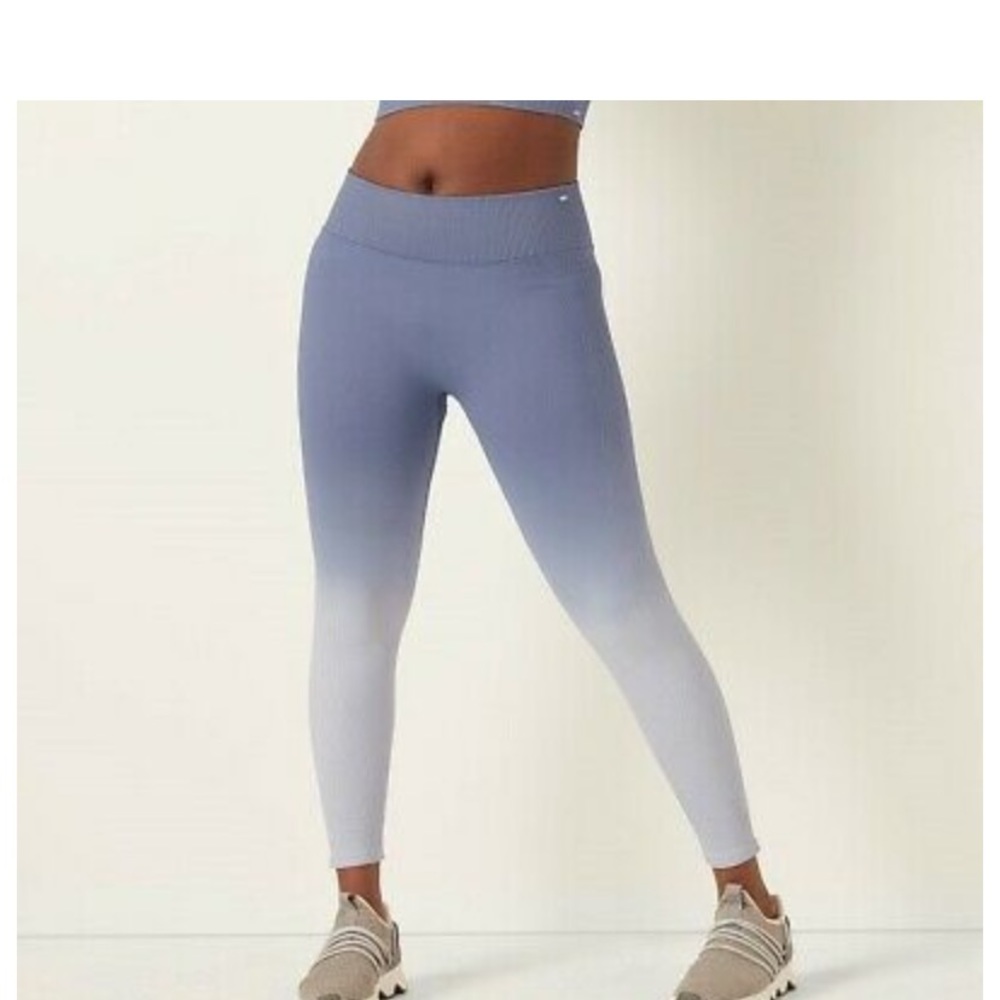 Seamless ombré leggings from VS